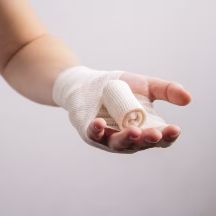 手や足腰が不自由な方に
